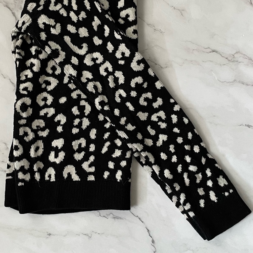 C&C California Leopard Print Knit Sweater With Ba… - image 4